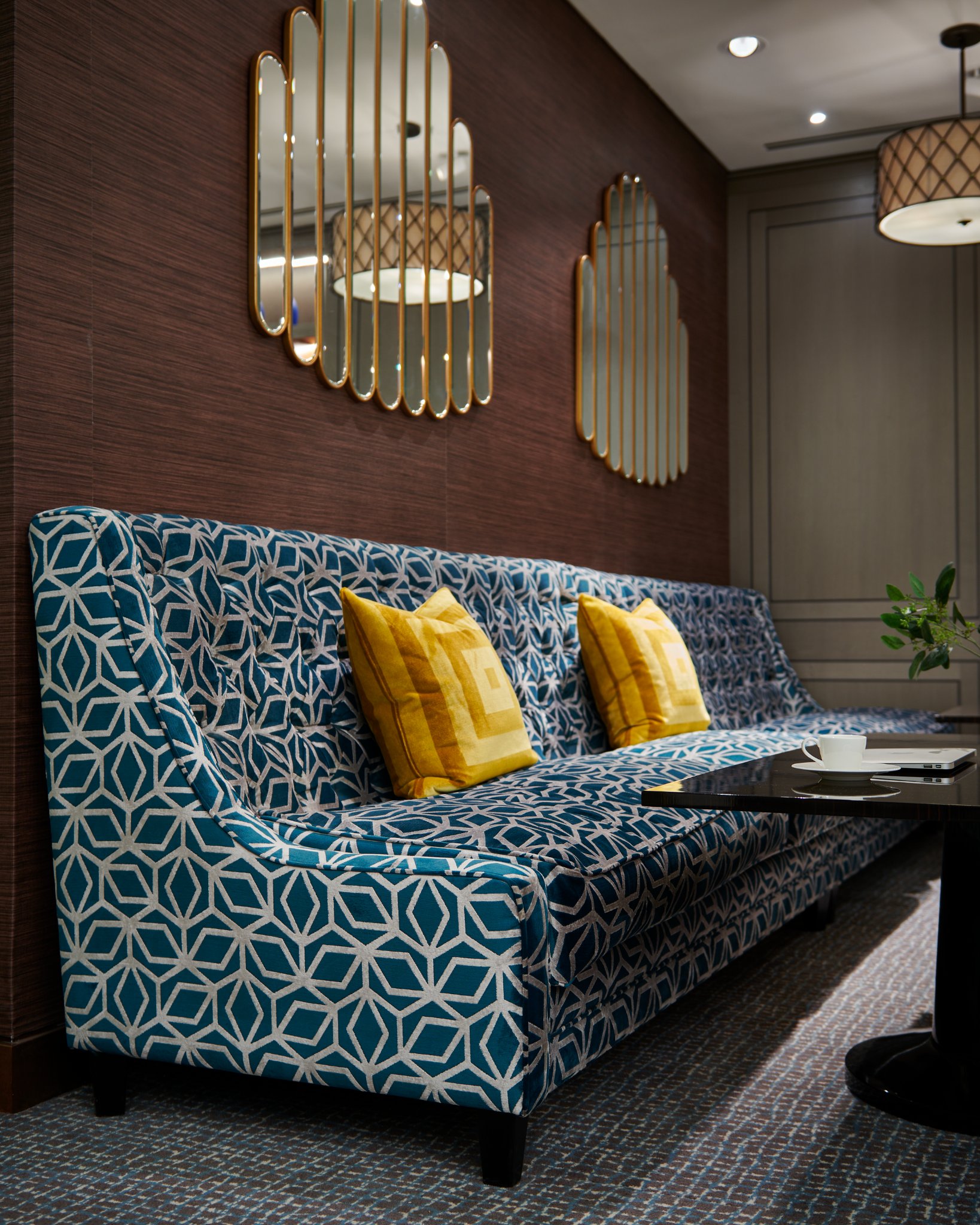 Comfortable booth seating at Beaumont Moorgate providing a quiet space for informal discussions and focused work.